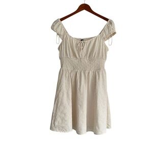 Old Navy Babydoll Smoked Mini Dress Sz M Cream Eyelet Romantic Milkmaid Cowgirl